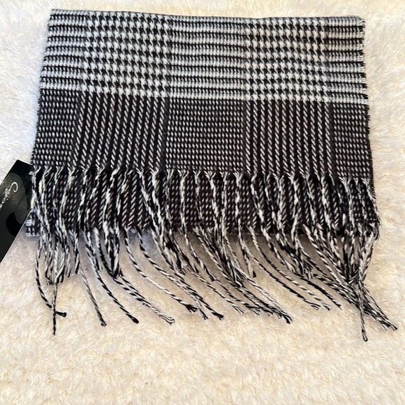 Cejon-Twisted Fringe-Cold Weather-Houndstooth Oblong Scarf-Made in Italy-NWT - Picture 2 of 5